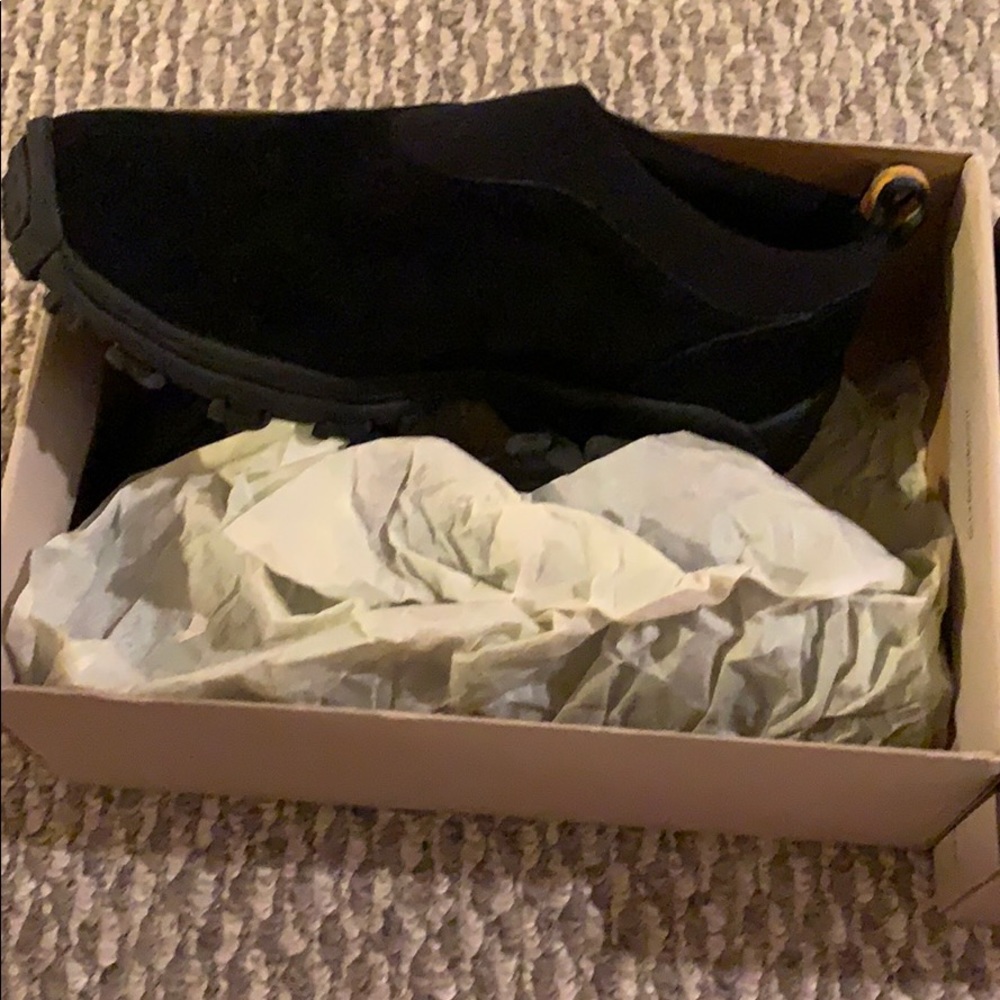 Merrill Hiking Shoes
